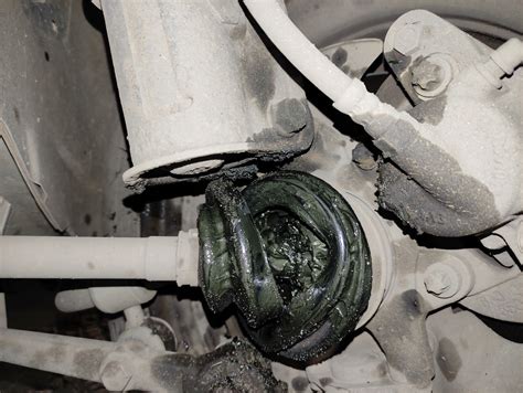 Diagnose und Reparatur einer defekten Auto-Lampenfassung